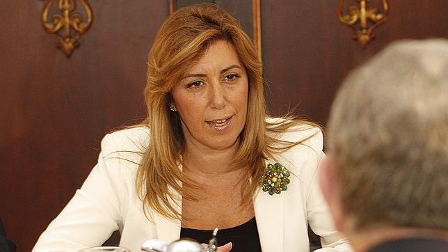 Susana Díaz reclama a Rajoy que lidere una respuesta de comunidades y partidos a Cataluña