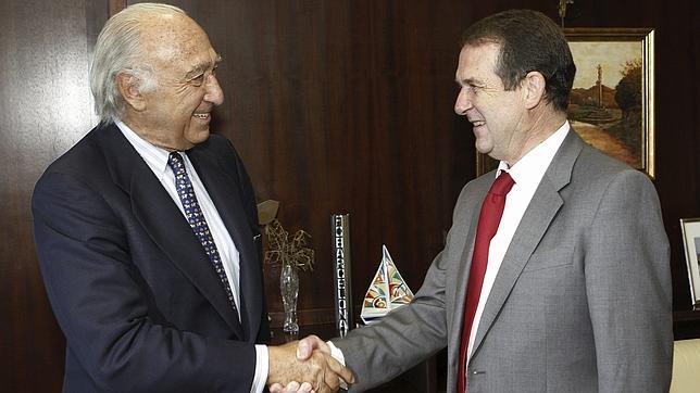 Caballero pide retirar vuelos de Lavacolla