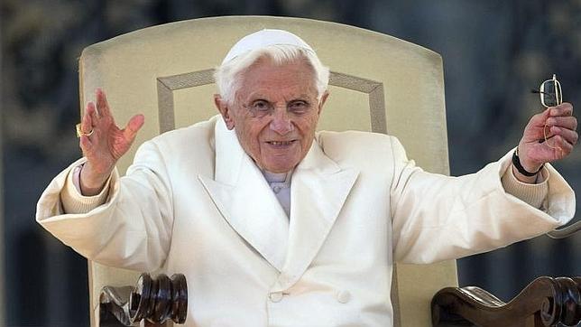 Benedicto XVI escribe sobre Jesucristo y la ciencia a un matemático italiano ateo