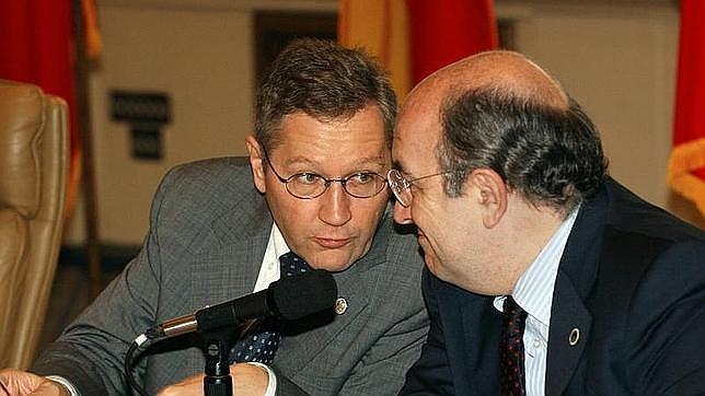 El director del fondo de rescate de la UE dice que España no necesitará más dinero para la banca