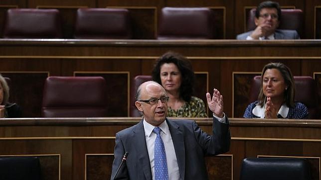 Los funcionarios acumulan cuatro años con los sueldos congelados