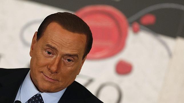 Berlusconi provoca de nuevo el caos en la política italiana