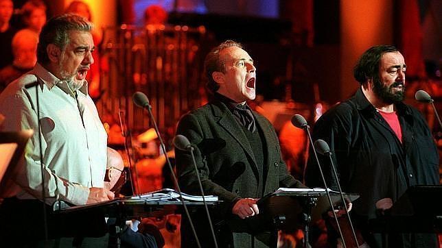 Carreras y Domingo homenajearán a Pavarotti en los Classic Brit Awards