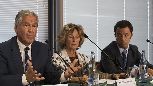 El Parlament cita al Palau para que explique por qué no inculpa a CDC