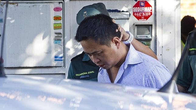 Media docena de mafias chinas cobran deudas millonarias de timbas ilegales