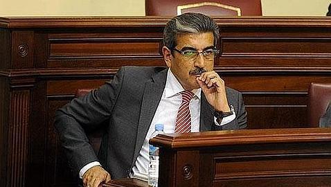 La oposición arremete contra el secretismo de la televisión pública canaria