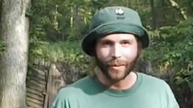 Un hombre pasa cinco años alimentándose solo de carne cruda y carne podrida