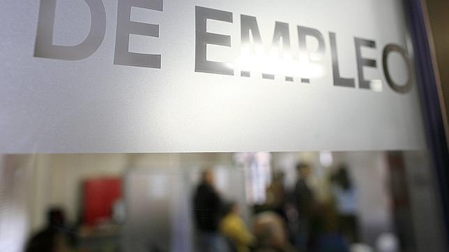 Cae en tres puntos porcentuales la preocupación ciudadana por el paro