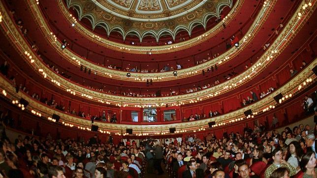 Cultura da un respiro al mundo del teatro con el plan Platea