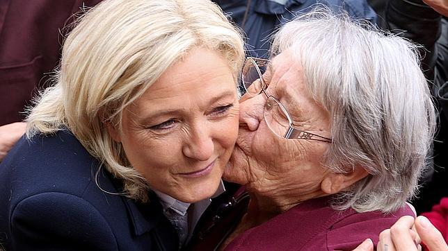 La extrema derecha francesa, primer partido en intención de voto según un sondeo