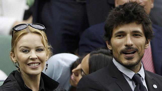 Andrés Velencoso y Kylie Minogue han roto