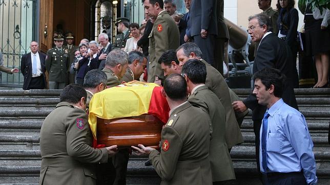Condenados a 485 años de cárcel a los tres etarras que asesinaron al brigada Luis Conde