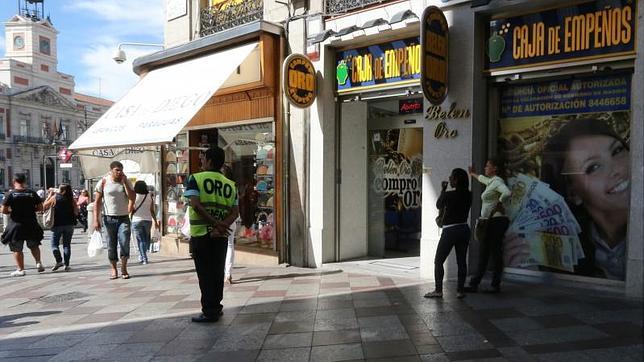 Los «compro oro» se quintuplican en cuatro años