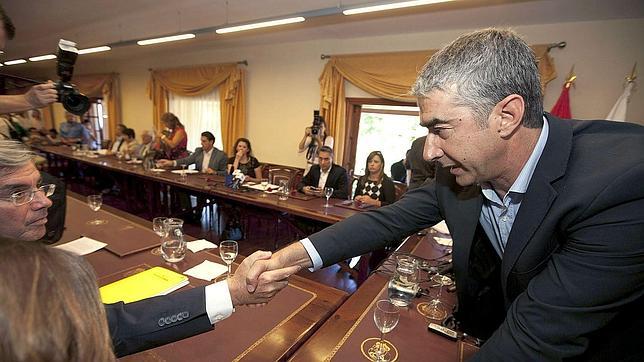 Rodolfo León toma el bastón de mando en Tacoronte