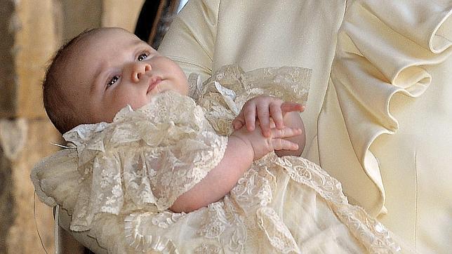 Una réplica del faldón de la princesa Victoria en 1841, el traje del bautizo del Príncipe Jorge