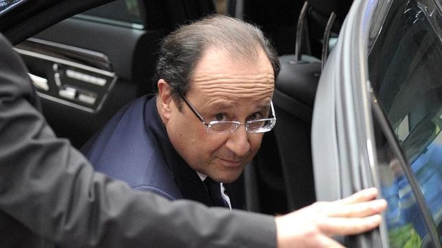 Hollande, el presidente menos valiente en los últimos 30 años según los franceses