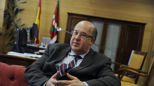 El fiscal superior del País Vasco pide perdón por decir que Del Río ya no es una terrorista