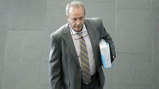 Torres insiste en pedir que declare como testigo Corinna Sayn-Wittgenstein