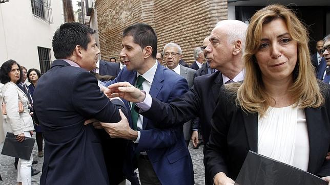 Ofensiva del PSOE en el Congreso contra el acoso a Susana Díaz