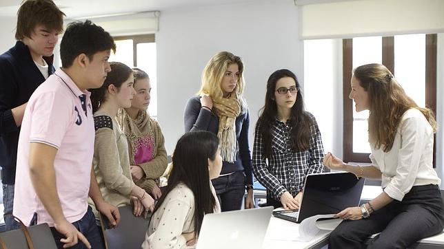 IE University y la Universidad de Navarra, entre los 40 centros más atractivos del mundo para reclutar empleados