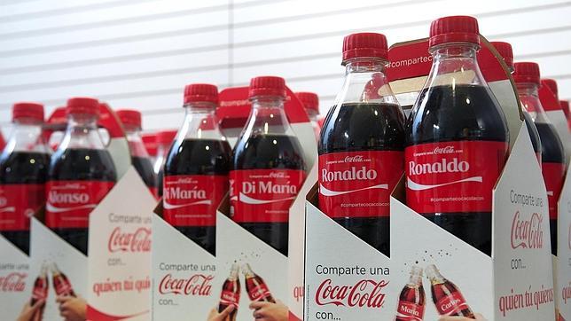 Los jugadores del Real Madrid ya tienen su Coca Cola personalizada