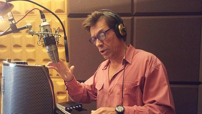 La voz de Bruce Willis narrará las «Operasiones Espesiales» de Paco Soto