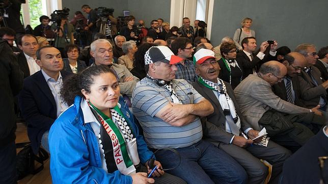 Bildu gasta 100.000 euros en un día con alcaldes del Kurdistán y Cisjordania