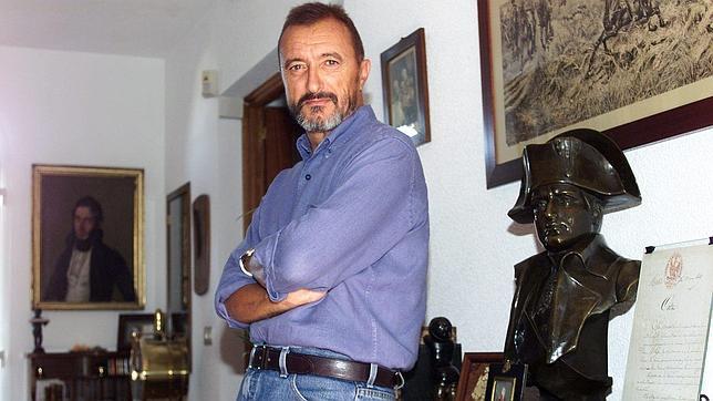 Pérez-Reverte: «Churruca, Valdés, Escaño y Álava salvaron el honor español en Trafalgar»