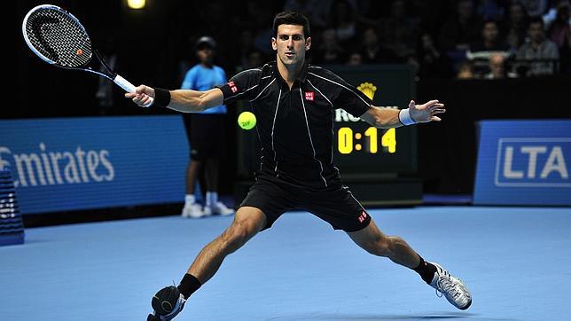 Copa de Maestros: Djokovic no regala nada