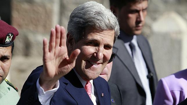 Kerry pide en Israel un alto a los asentamientos para salvar el proceso de paz