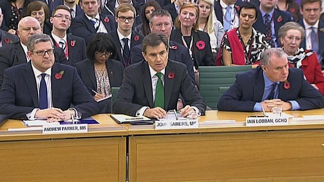 El jefe del espionaje británico: «Al Qaida se frota las manos con las revelaciones de Snowden»