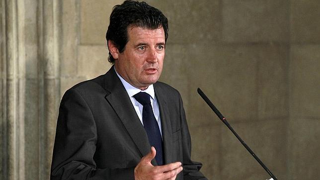Císcar: «Pedimos perdón por las decisiones erróneas que ha tomado el PP en RTVV»