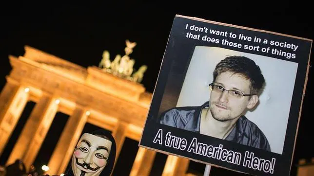 Snowden usó las contraseñas de 25 compañeros de la NSA para acceder a datos clasificados