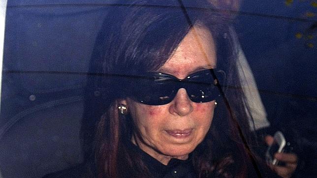 Cristina Fernández de Kirchner recibe el alta médica un mes después de su neurocirugía