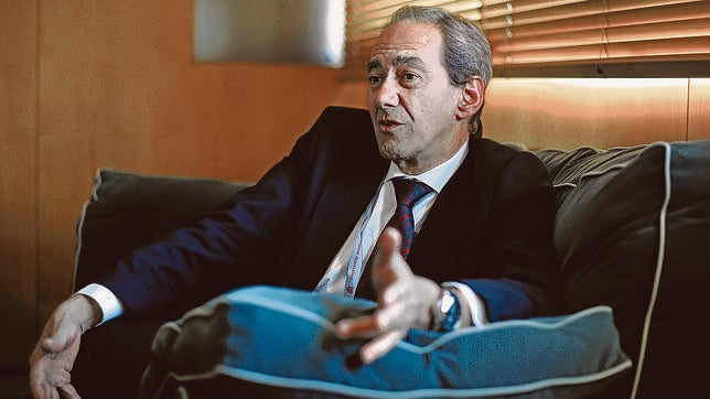 González-Páramo: «Es imprescindible proseguir con el programa de reformas en España»