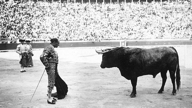 Rafael el Gallo, en seis genuinos pasos