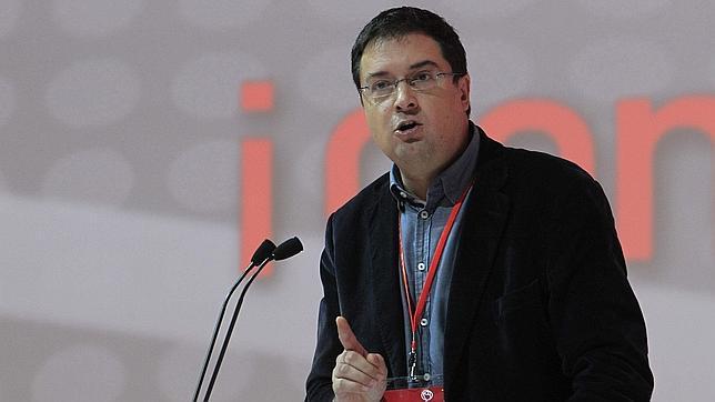 Óscar López niega que Rubalcaba tenga un problema de liderazgo