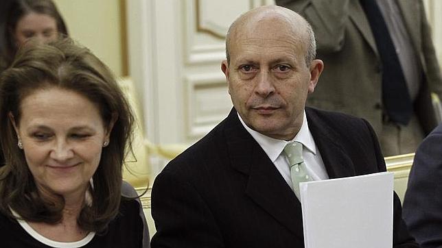 La UE podría reducir las becas Erasmus para España a la mitad