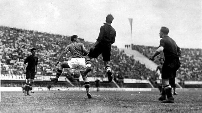 Una imagen del partido partido disputado en Florencia entre las selecciones de Italia y España