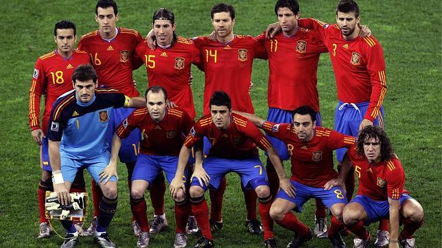 Equipo inicial de España en las semifinales ante Alemania en Sudáfrica 2010