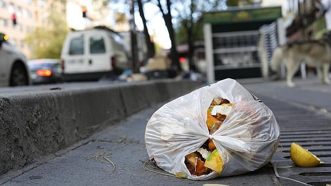 Sindicatos de Tragsa se niegan a recoger la basura de Madrid