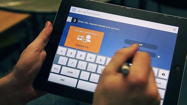 La UE da luz verde al uso de tabletas y «smartphones» en el despegue y aterrizaje de los vuelos