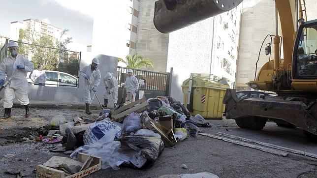 Botella da los servicios mínimos de la huelga a una empresa con un ERE