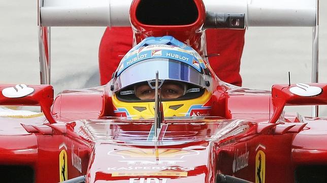 Alonso: «El objetivo es acabar delante de Mercedes en el Mundial de constructores»