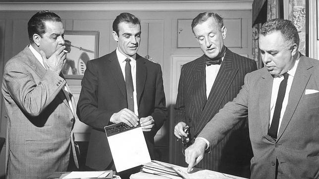 William Boyd: «Se me habría dado mejor capturar espías que serlo»