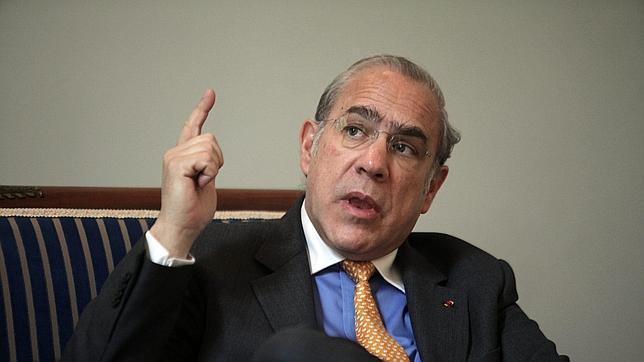 La OCDE prevé que el PIB crezca un 0,5% y el paro baje al 26,3% en 2014