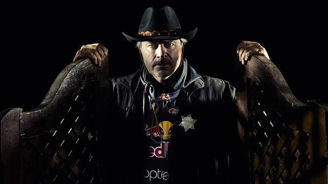 Carlos Sainz anuncia que regresa al Dakar