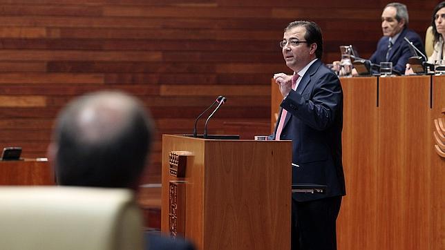 Fernández Vara: «Susana Díaz marcará una etapa importante en el PSOE nacional»