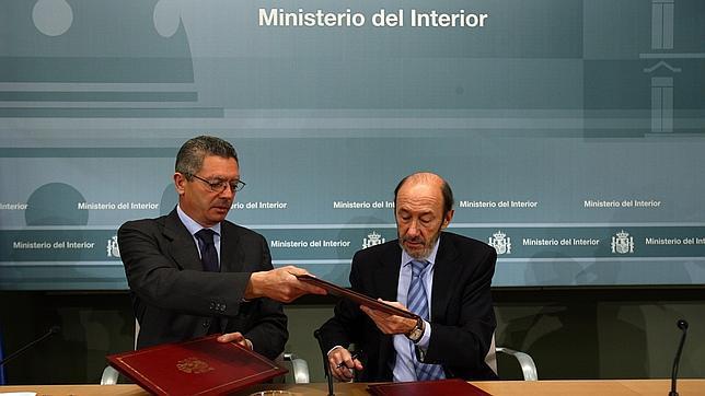 Gallardón castiga a la APM y Rubalcaba a Andalucía en la renovación del CGPJ