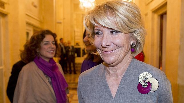 Anticorrupción pide que Esperanza Aguirre declare en presencia de un secretario judicial